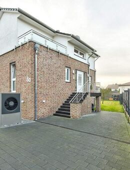 Moderne Stadtvilla bei Hannover - drei Vollgeschosse mit sieben Zimmern, ideal für die Großfamilie - Wunstorf