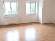 !! Auch Einbauküche möglich, Dachgeschoss auf dem Kaßberg, 2-Raum-Wohnung in ruhiger Nebenstraße !! - Chemnitz