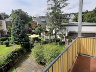 Balkon u. Badewanne! Schöne, renovierte 2-Raum-Wohnung in zentraler Lage - Wilkau-Haßlau