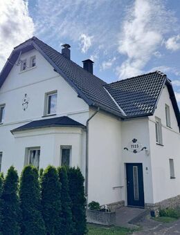 ==Historisches Einfamilienhaus mit Garage in Kachtenhausen== - Lage (Nordrhein-Westfalen)