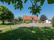 Charmanter und stets ausgebuchter Ferienhof im Herzen des Alten Landes: mehrere Ferienunterkünfte mit Schwimmteich auf einem paradiesischem Grundstück - Jork