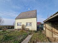 Schönes kleines Haus zum Sanieren in Callenberg - Callenberg