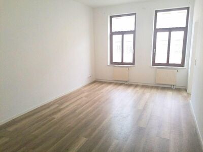 !! 3-Zimmer-Wohnung mit Balkon !!