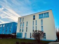 Exklusive 3-Zimmer-Wohnung mit Süd Balkon und EBK in Böblingen - Böblingen