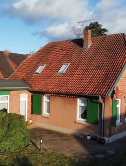 Wohnhaus ca. 220m² plus Nebengelasse ca. 565m² - Wietze