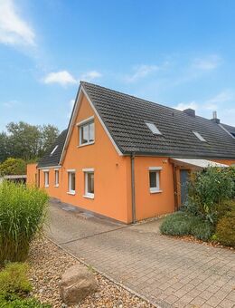 Zwei Familien, ein Zuhause - Modernisiertes Zweifamilienhaus mit Wohlfühlcharakter - Kiel