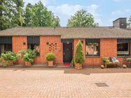 Magellan Real Estate: Schöner Bungalow mit prachtvollem Garten - Buchholz (Nordheide)