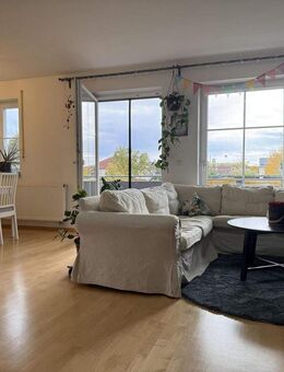 *Schöne 3 Zimmer-Wohnung in Gaimersheim* mit Südbalkon & Garage plus KfZ-Stellplatz! - Gaimersheim