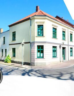 Mehrgenerationenhaus mit Gewerbemöglichkeit - ca. 248 m² Wohnfläche + ca. 198 m² Nutzfläche im Zentrum Gnoiens! - Gnoien