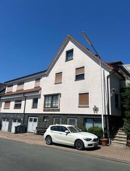 Große Mietwohnung mit Garage, überdachter Terrasse und schönem Garten in Haiger-Allendorf gelegen - Haiger