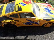 1:18 Modellauto---Porsche 911 Carrera--Pirelli--Burago--9 € - Meckenheim