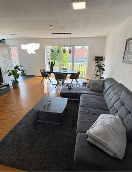 Helle 3-Zimmer-Wohnung mit Balkon und Stellplatz im Neubau - Bergtheim