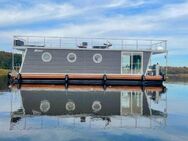 Luxuriöses Hausboot - Ihr Traum vom Urlaub oder vom Wohnen auf dem Wasser wird wahr! - Buchholz (Mecklenburg-Vorpommern)