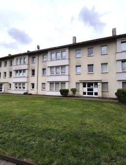 Helle 4-Zimmer-Wohnung mit Balkon! - Duisburg
