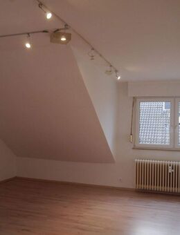 Helle 1,5 Zi-DG-Whg. kl.EBK, Mühlheim/Lämmerspiel im 6-FH - Mühlheim (Main)