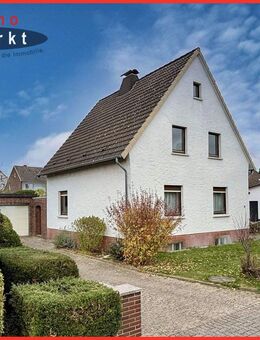 Idyllisches Ein- bis Zweifamilienhaus mit großem Garten! - Minden (Nordrhein-Westfalen)