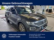 VW T-Roc, 1.5 TSI Sport Heckleuchten Sportfahrweg T-Roc, Jahr 2021 - Hanau (Brüder-Grimm-Stadt)
