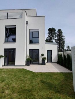 Kein Hausgeld! Wg. im Stil DHH mit perfekten Rahmenbed., eig. Garten, Stellpl., Gartenhaus - Berlin