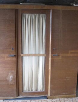 Retro Schlafzimmer Schrank 50iger Jahre zu verschenken - Uhingen