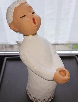 g20) Deko Original Singer Engel Jullar - stehend + singend - 18,5 cm - Garbsen