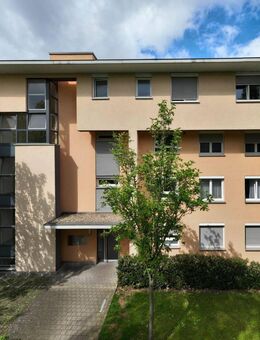 Familienfreundlich & modern - 4-Zi.-Wohnung mit Balkon in Sindelfingen - Sindelfingen