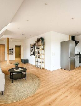 Vollständig sanierte 3-Zimmer-Wohnung mit Balkon, TG-Stellplatz, Dachspitz bedingt ausbaubar, Erstbezug in 88368 Bergatreute - Bergatreute