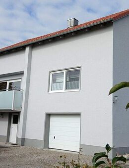 Ein-Zweifamilienwohnhaus in ländlicher Lage, nähe Plattling - Otzing