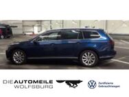 VW Passat Variant, 1.5 TSI Elegance, Jahr 2023 - Wolfsburg