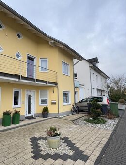 Großzügiges Einfamilienhaus als Doppelhaushälfte - Overath