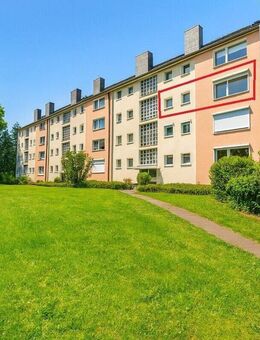 Renovierungsbedürftige 3-Zimmer-Wohnung mit Stellplatz in zentraler Lage von Glinde - Glinde