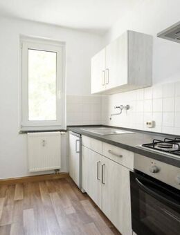 2er-WG-Wohnung mit Einbauküche für 430 EUR - Chemnitz