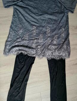 1 Hose/Hindahl+Skudelny + 3 Shirts/Pullover/Bluse/ div. Marken - - Kiel