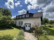 Gemütliches Einfamilienhaus mit großzügiger Garage in Diemelstadt-Rhoden - Diemelstadt