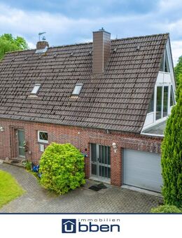 Handwerker aufgepasst - Sanierungsobjekt mit großem Grundstück! - Aurich