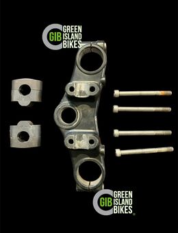 BMW R100R obere Gabelbrücke - Volkmarsen