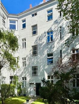 Modernisierte 3-Zimmer-Eigentumswohnung bezugsfrei kaufen in Berlin-Reinickendorf, 110 m², Balkon - Berlin