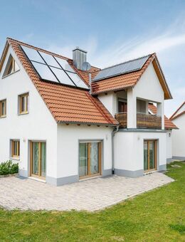 AIGNER - Großzügiges Mehrfamilienhaus mit sonnigem Grundstück und gehobener Innenausstattung - Petershausen