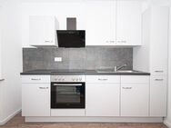 Komplett-sanierte 3-ZKB mit Aufzug, inkl. neue Einbauküche und Garagenstellplatz - Grünstadt