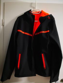 Softshell Jacke mit Kapuze XXL - Forchheim (Bayern)