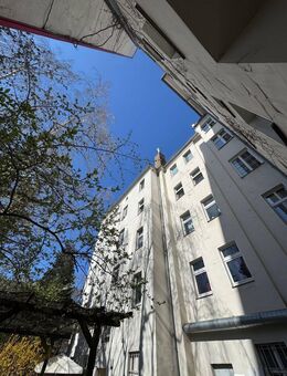 Attraktives Mehrfamilienhaus mit Entwicklungspotenzial im gefragten Moabit - Berlin