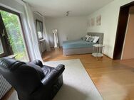 grosse 1-Zimmerwohnung mit TV, Internet, Terrasse, Küche, Dusche/Wc, Doppelbett, Parkplatz, Waschmaschine, Trockner - Stuttgart