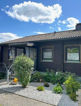 Traumhafte Aussichtslage: Wohnhaus/Ferienhaus (2 WE) m. PV-Anlage b. Grafenau/Naturpark Bayer. Wald! - Grafenau (Bayern)