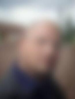 Rob*** - Coburg