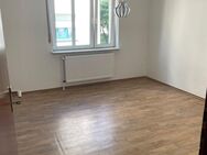 Schön aufgeteilte 2 Zimmer Wohnung mit Balkon in Brackwede - Bielefeld