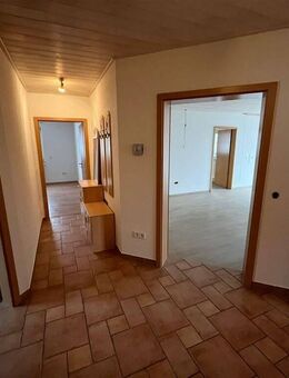 Helle 3-Zimmer Wohnung in ruhiger Lage zu vermieten! - Neustadt (Aisch)