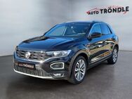 VW T-Roc, 2.0 TSI Sport, Jahr 2017 - Grafenhausen