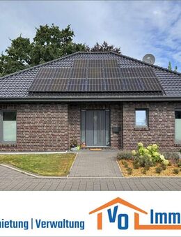 KfW 40+ Bungalow: Ihr Altersruhesitz mit Einbauküche, Carport & PV-Anlage in 1A-Lage von Wiesmoor - Wiesmoor