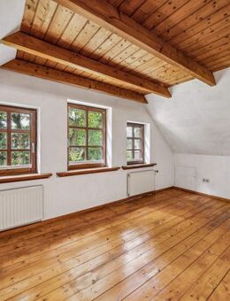 Familienfreundliches Einfamilienhaus auf traumhaftem Grundstück mit Nebengebäude in Aurich-Extum - Aurich