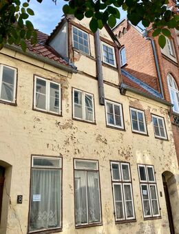 Altstadthaus im Johannis Quartier: Sanierung und Denkmal-Abschreibung nach § 7i EStG - Lübeck