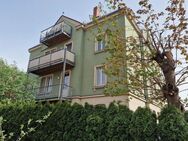 ruhig und sonnig gelegene 2-Zimmerwohnung mit Balkon im Grünen sucht einen neuen Mieter - Dresden